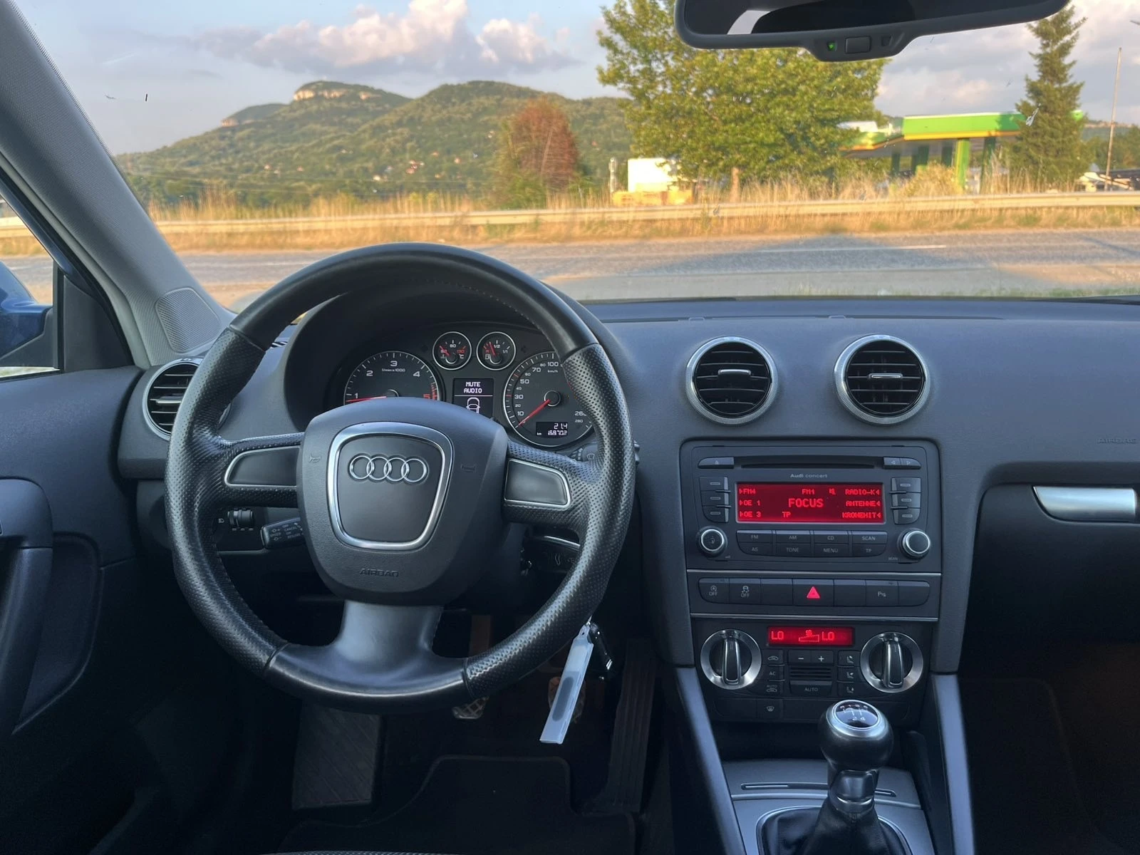 Audi A3 1.6TDI 105кс EURO 5A FACE КЛИМАТРОНИК АВТОПИЛОТ, снимка 12 - Автомобили и джипове - 55076200