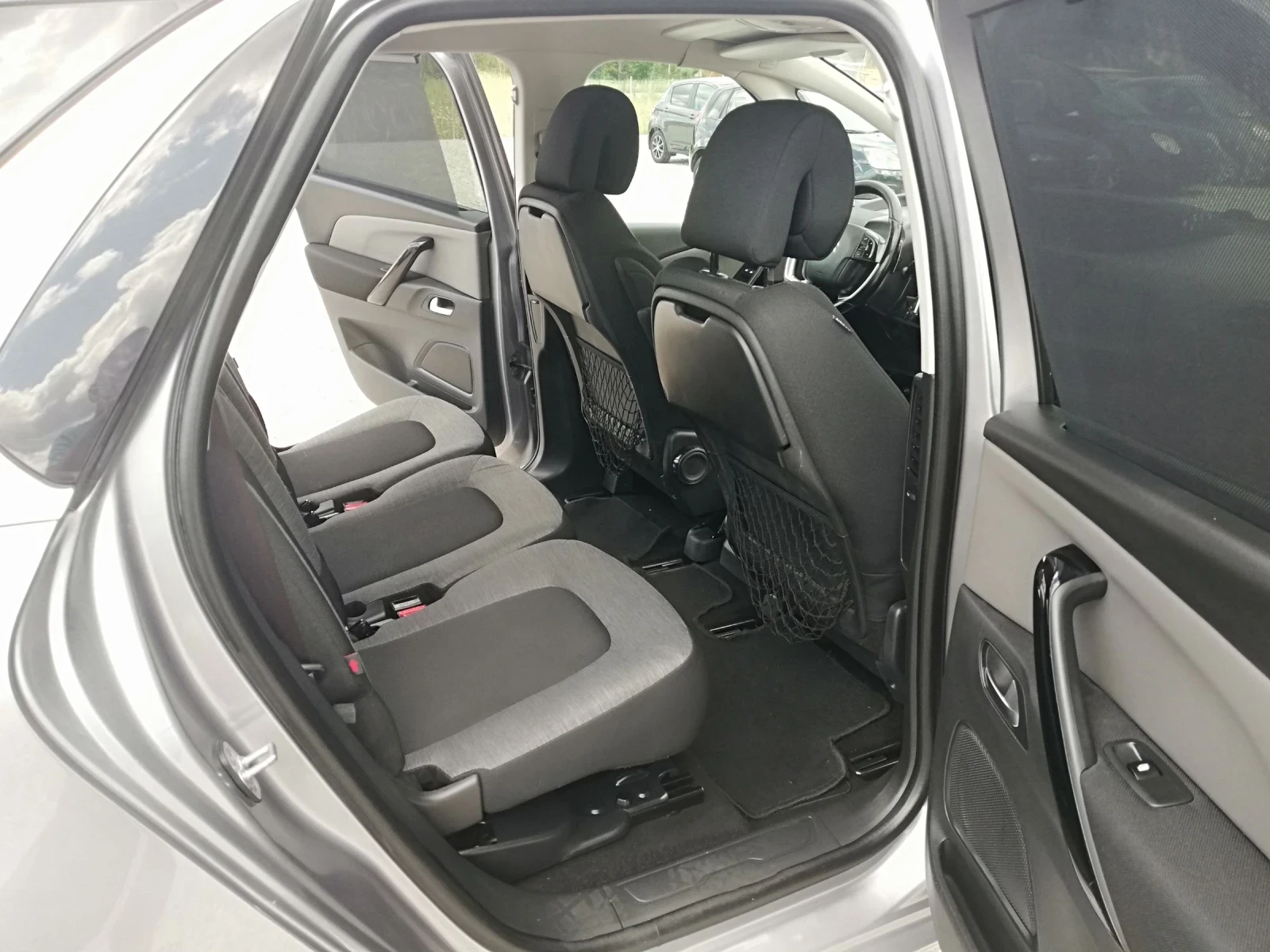 Citroen C4 Picasso 1.6D KLI NAVI AVTOMAT, снимка 12 - Автомобили и джипове - 55405212