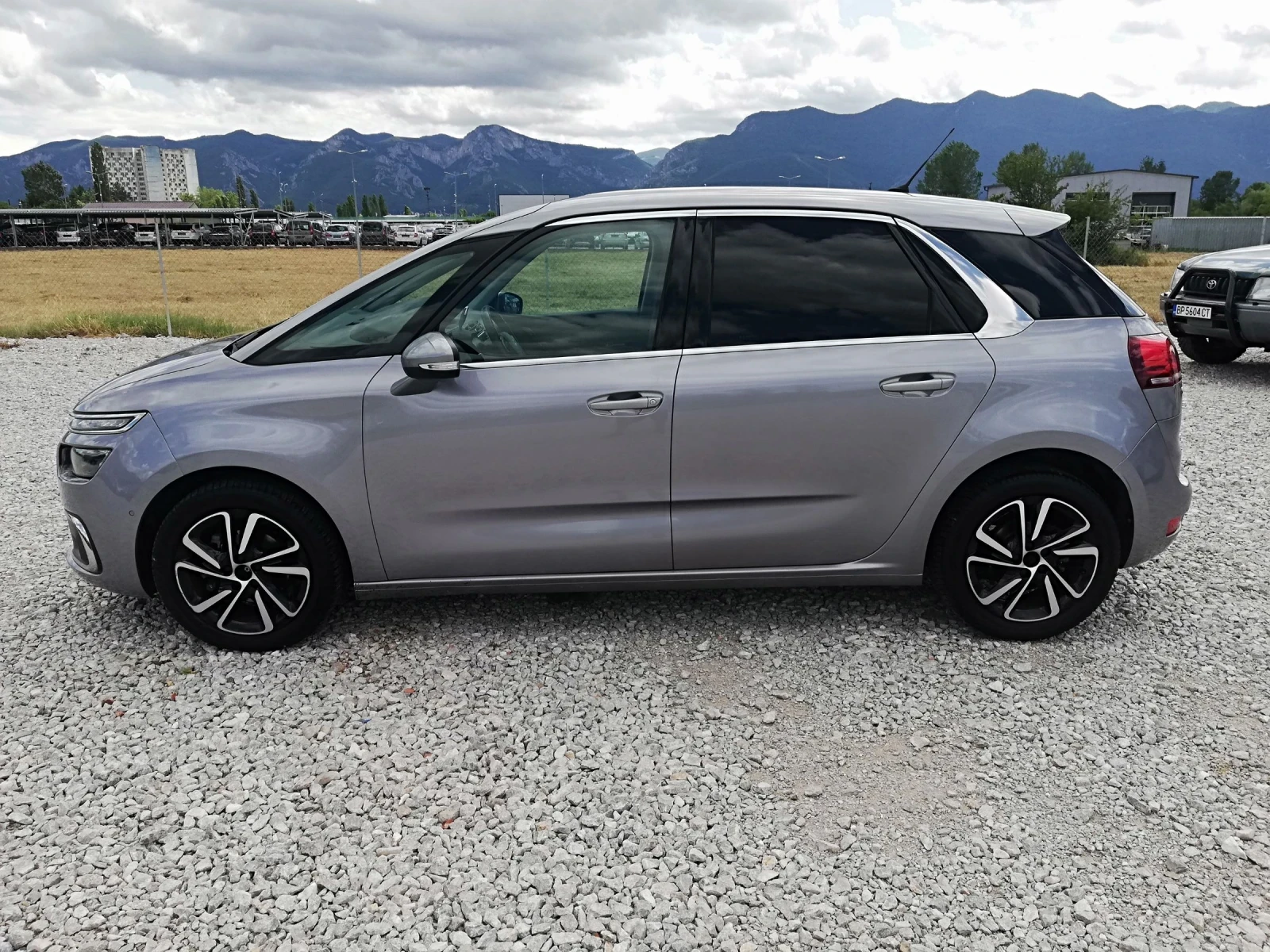 Citroen C4 Picasso 1.6D KLI NAVI AVTOMAT, снимка 3 - Автомобили и джипове - 55405212