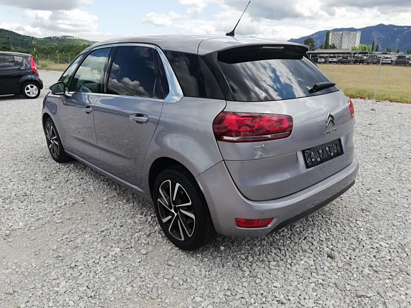 Citroen C4 Picasso 1.6D KLI NAVI AVTOMAT, снимка 4 - Автомобили и джипове - 55405212