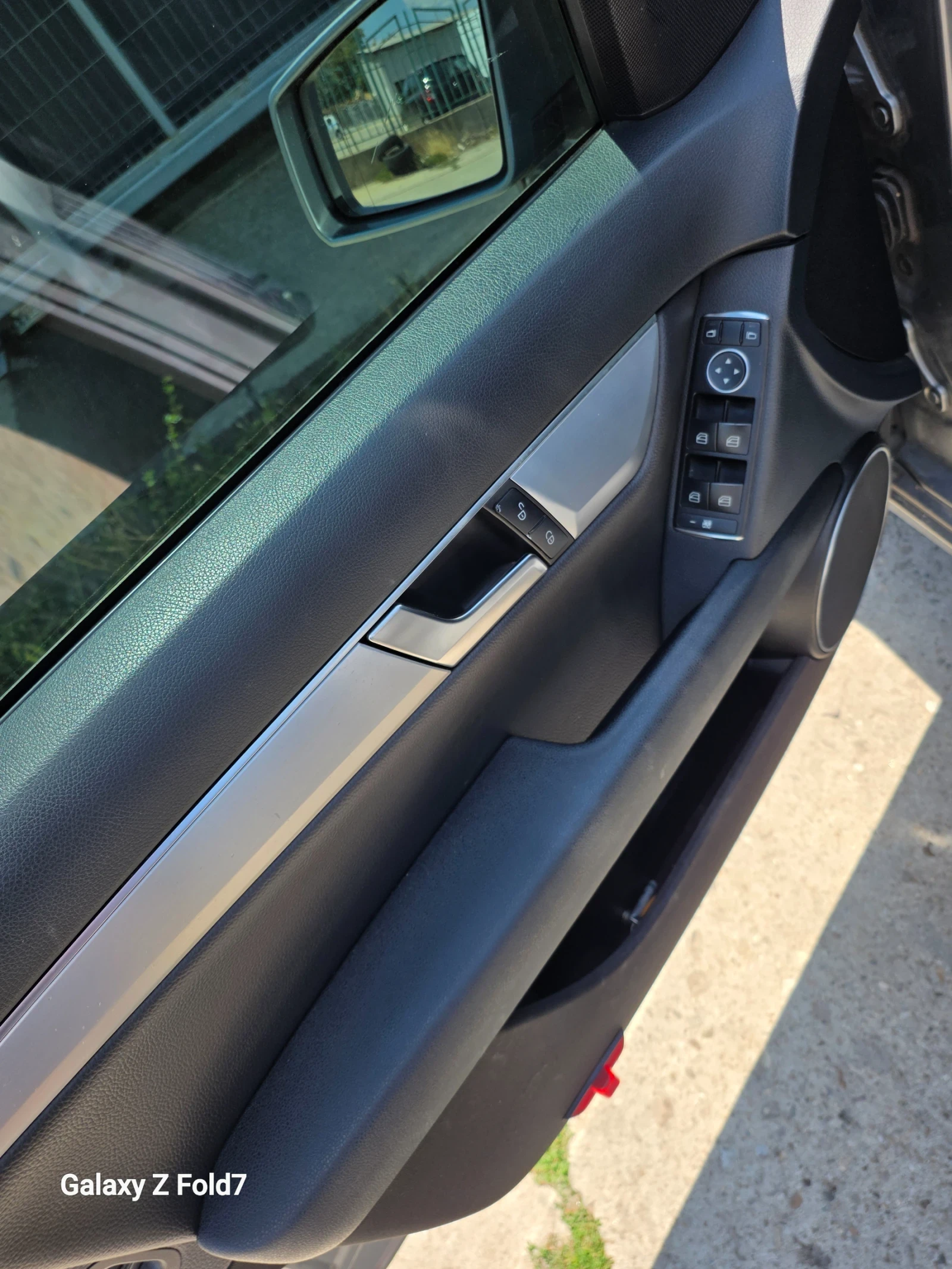 Mercedes-Benz C 250, снимка 8 - Автомобили и джипове - 55443950