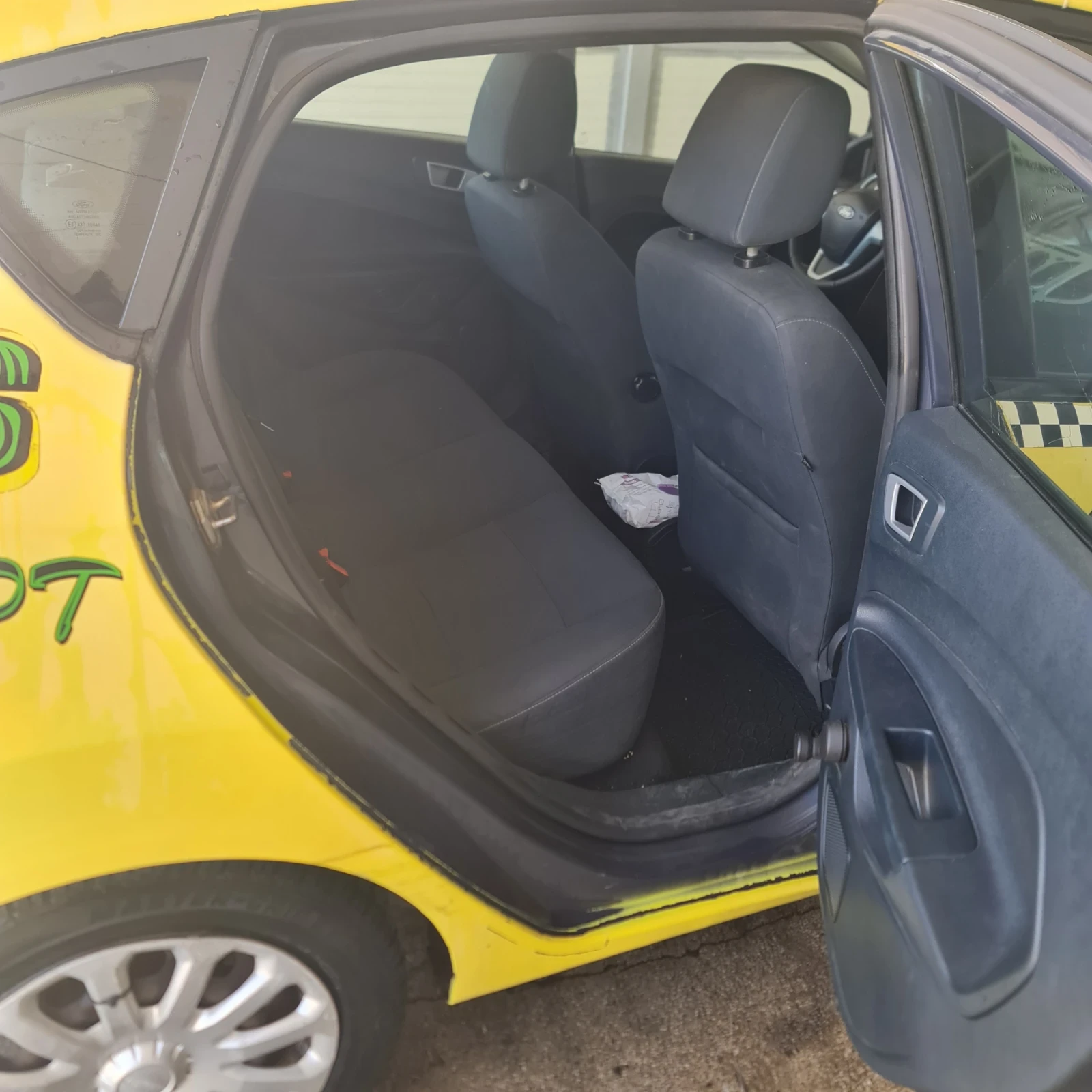 Ford Fiesta, снимка 2 - Автомобили и джипове - 55625221