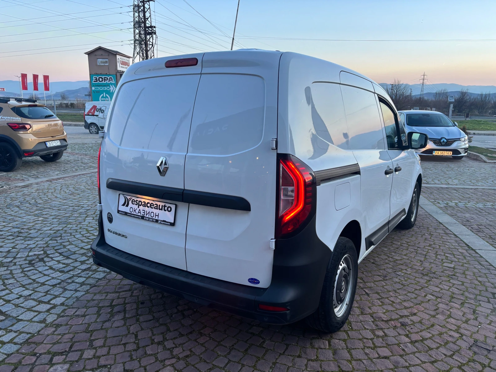 Renault Kangoo 1, 5 dCi 95 hp BVM6, снимка 2 - Автомобили и джипове - 56132469
