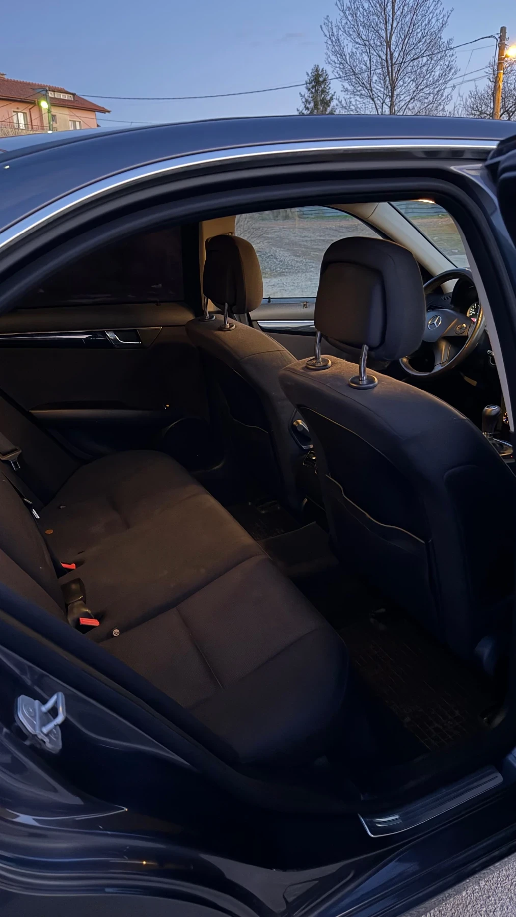 Mercedes-Benz C 200, снимка 6 - Автомобили и джипове - 56364874