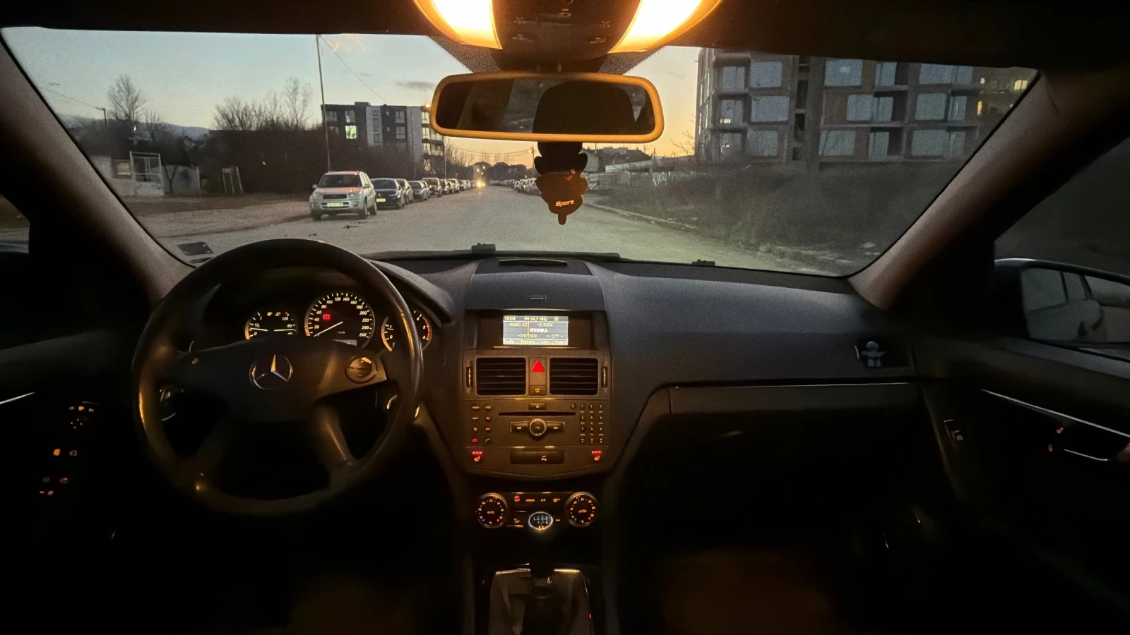 Mercedes-Benz C 200, снимка 5 - Автомобили и джипове - 56364874