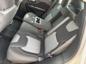 Jeep Cherokee 2, 0 M-JET 9 СКОРОСТИ ЛИЗИНГ ВИДЕО, снимка 11