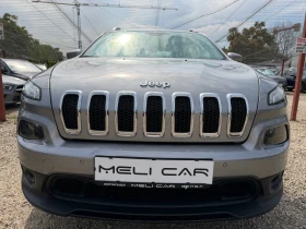 ������ Jeep Cherokee