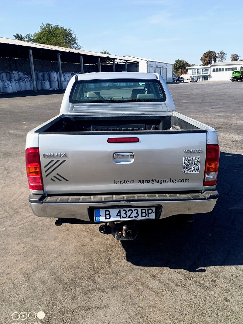 Toyota Hilux 3.0 D4D , снимка 4 - Автомобили и джипове - 48236902