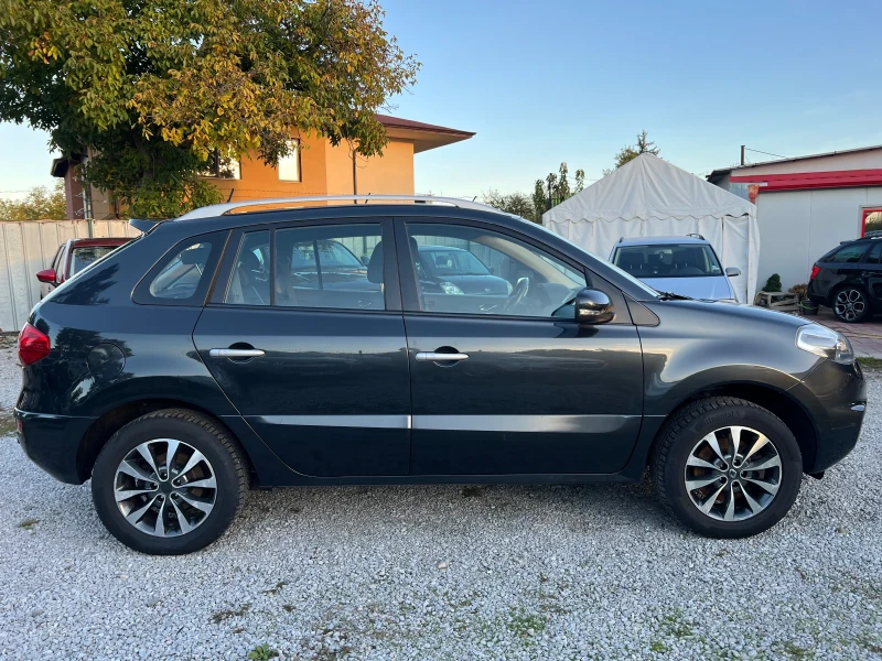 Renault Koleos 2.5* 4х4* ШВЕЙЦАРИЯ* НАВИ* , снимка 4 - Автомобили и джипове - 47609589