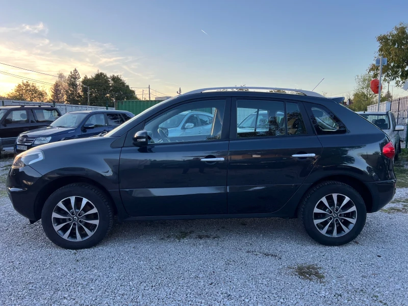 Renault Koleos 2.5* 4х4* ШВЕЙЦАРИЯ* НАВИ* , снимка 8 - Автомобили и джипове - 47609589