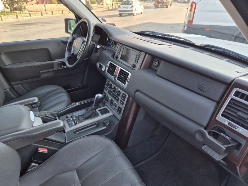 Land Rover Range rover 1 собственик, снимка 11 - Автомобили и джипове - 47806550