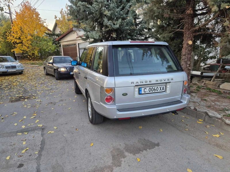 Land Rover Range rover 1 собственик, снимка 7 - Автомобили и джипове - 47806550