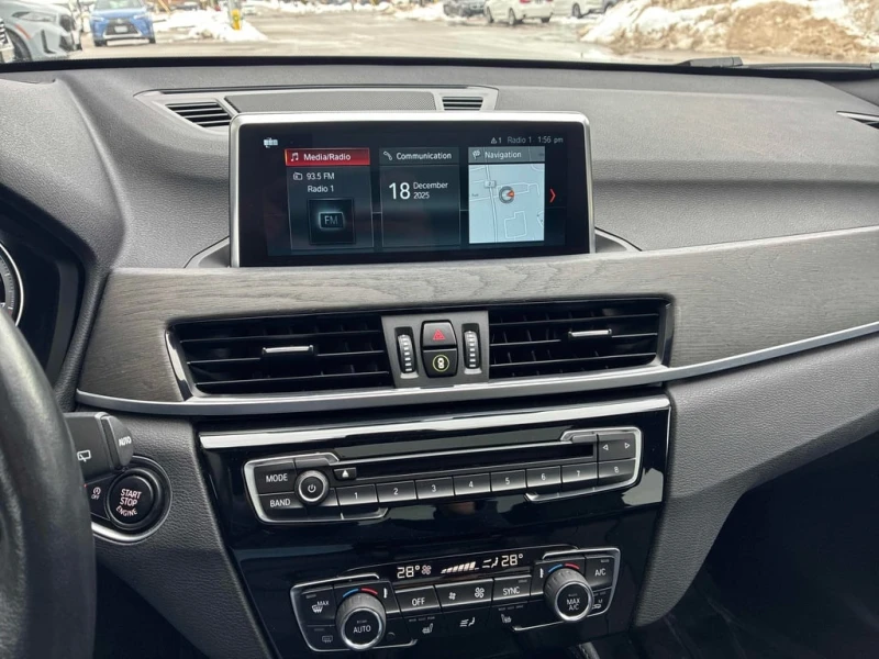 BMW X1 * xDrive28i * CARFAX * БЕЗ ПЪРВОНАЧАЛНА ВНОСКА, снимка 8 - Автомобили и джипове - 52847845