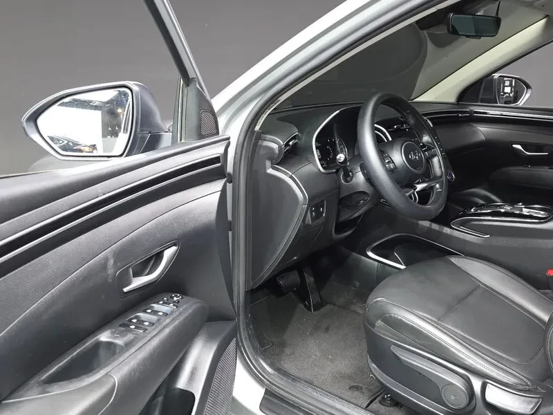 Hyundai Tucson  Diesel 2.0 4Wd Modern, снимка 10 - Автомобили и джипове - 56130782