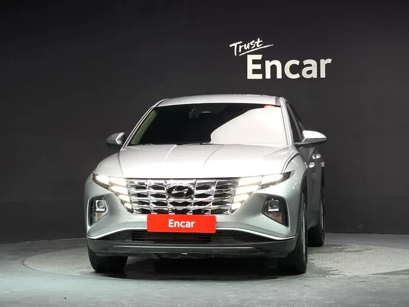 Hyundai Tucson  Diesel 2.0 4Wd Modern, снимка 3 - Автомобили и джипове - 56130782