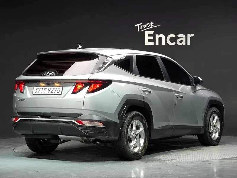 Hyundai Tucson  Diesel 2.0 4Wd Modern, снимка 2 - Автомобили и джипове - 56130782