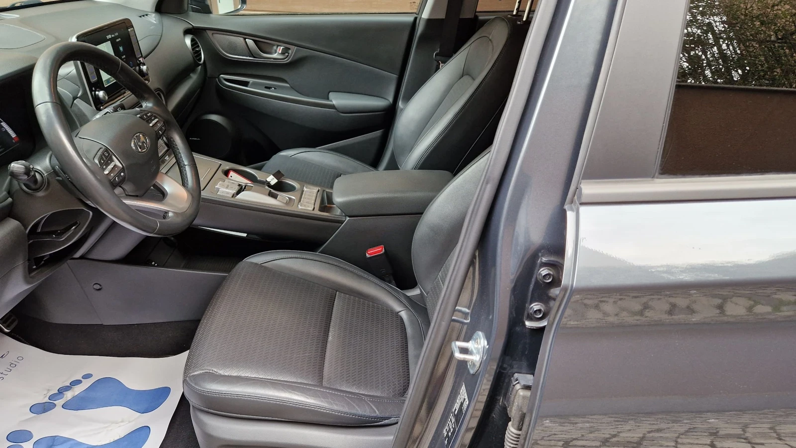 Hyundai Kona 64KWh/Premium/SOH96.7 - изображение 7