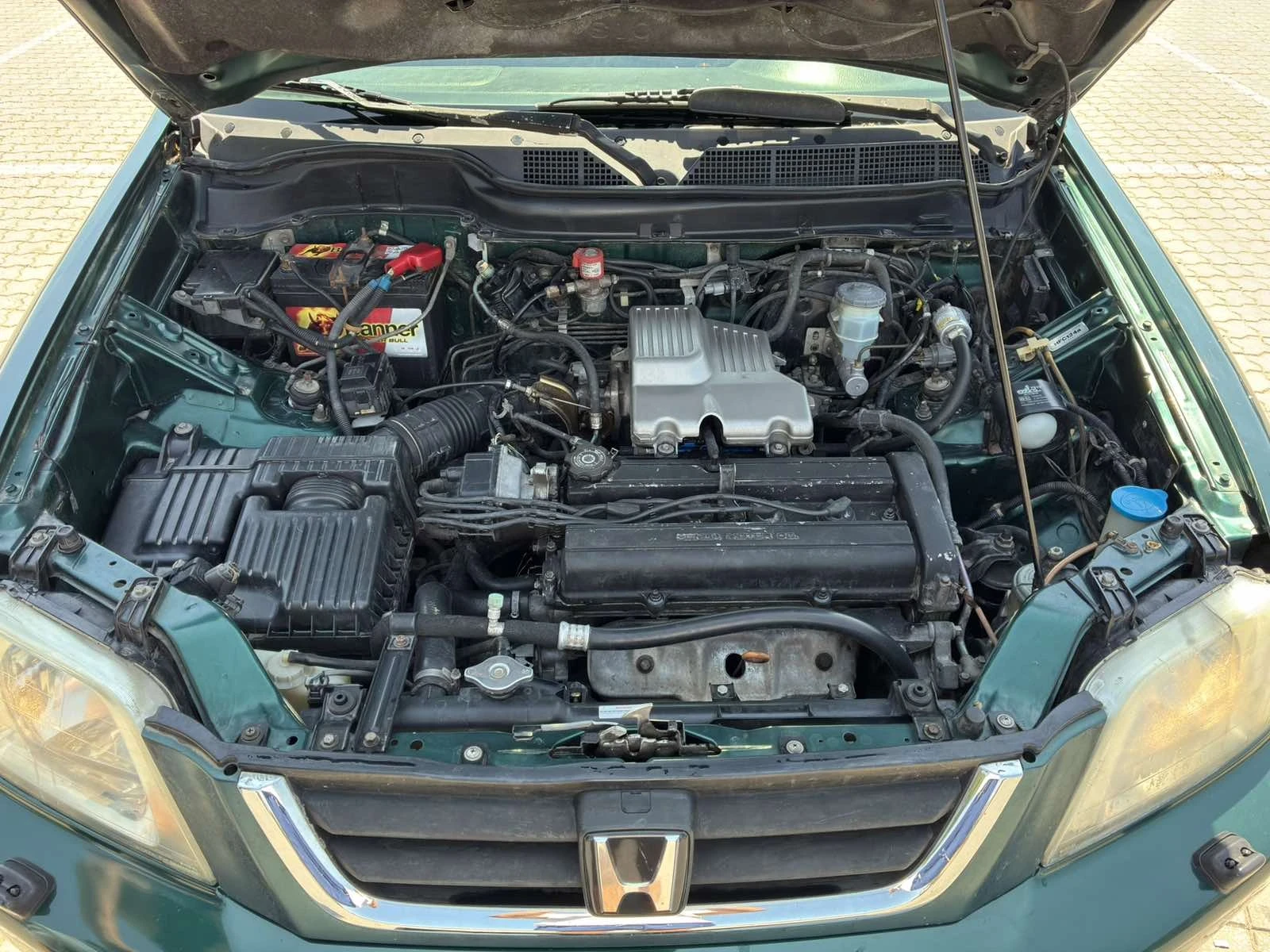 Honda Cr-v 2.0 147 к.с. - изображение 8