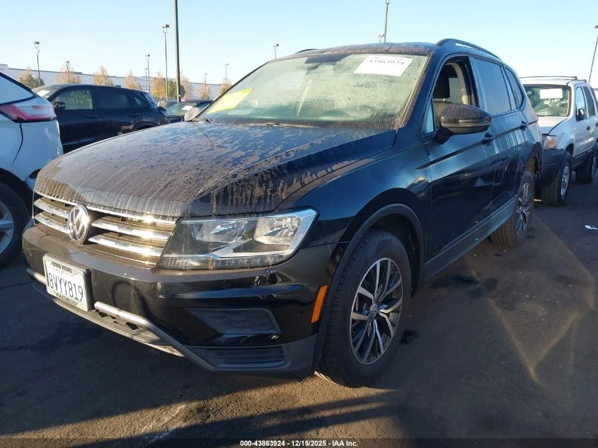 VW Tiguan 2.0T S FWD - изображение 2