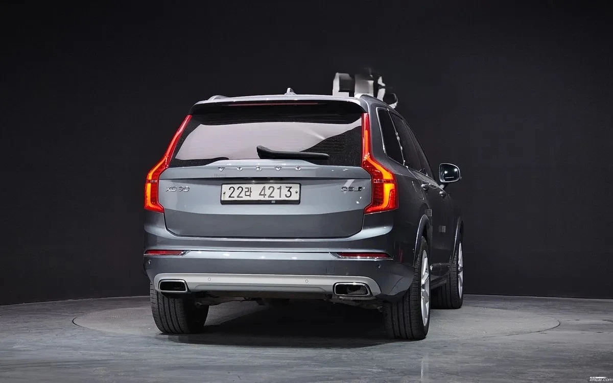 Volvo Xc90 D5 Inscription, снимка 4 - Автомобили и джипове - 54857475