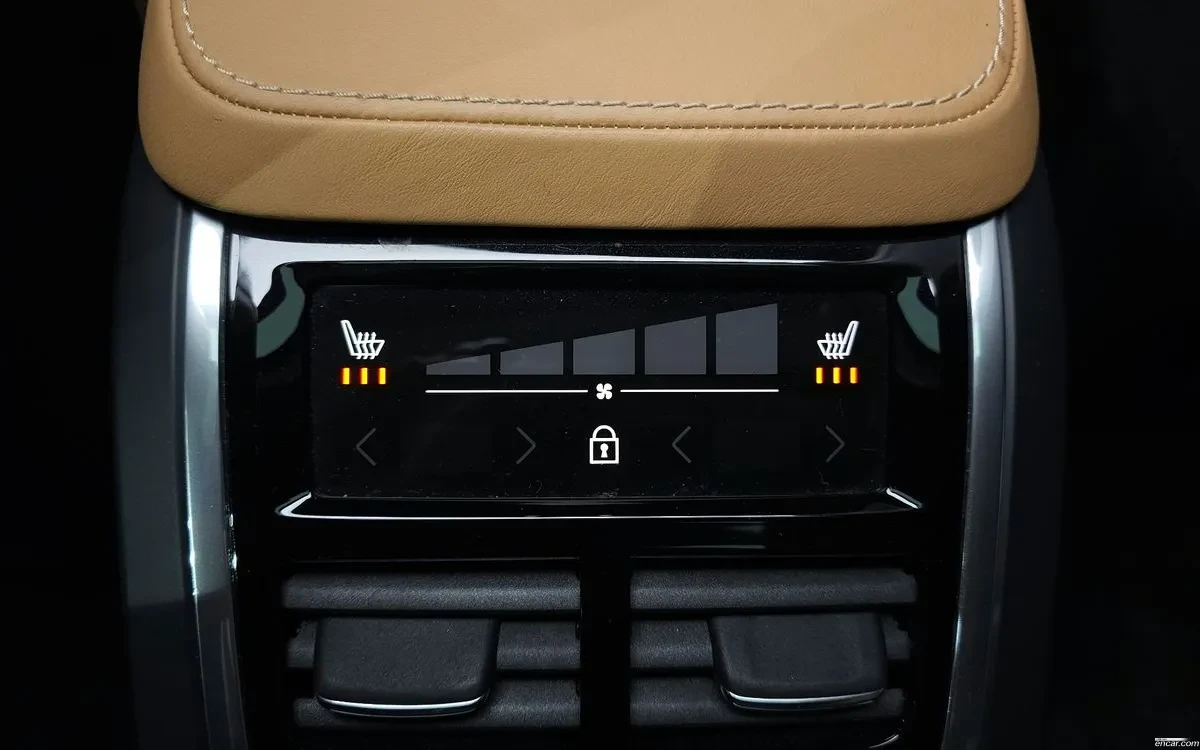 Volvo Xc90 D5 Inscription, снимка 14 - Автомобили и джипове - 54857475