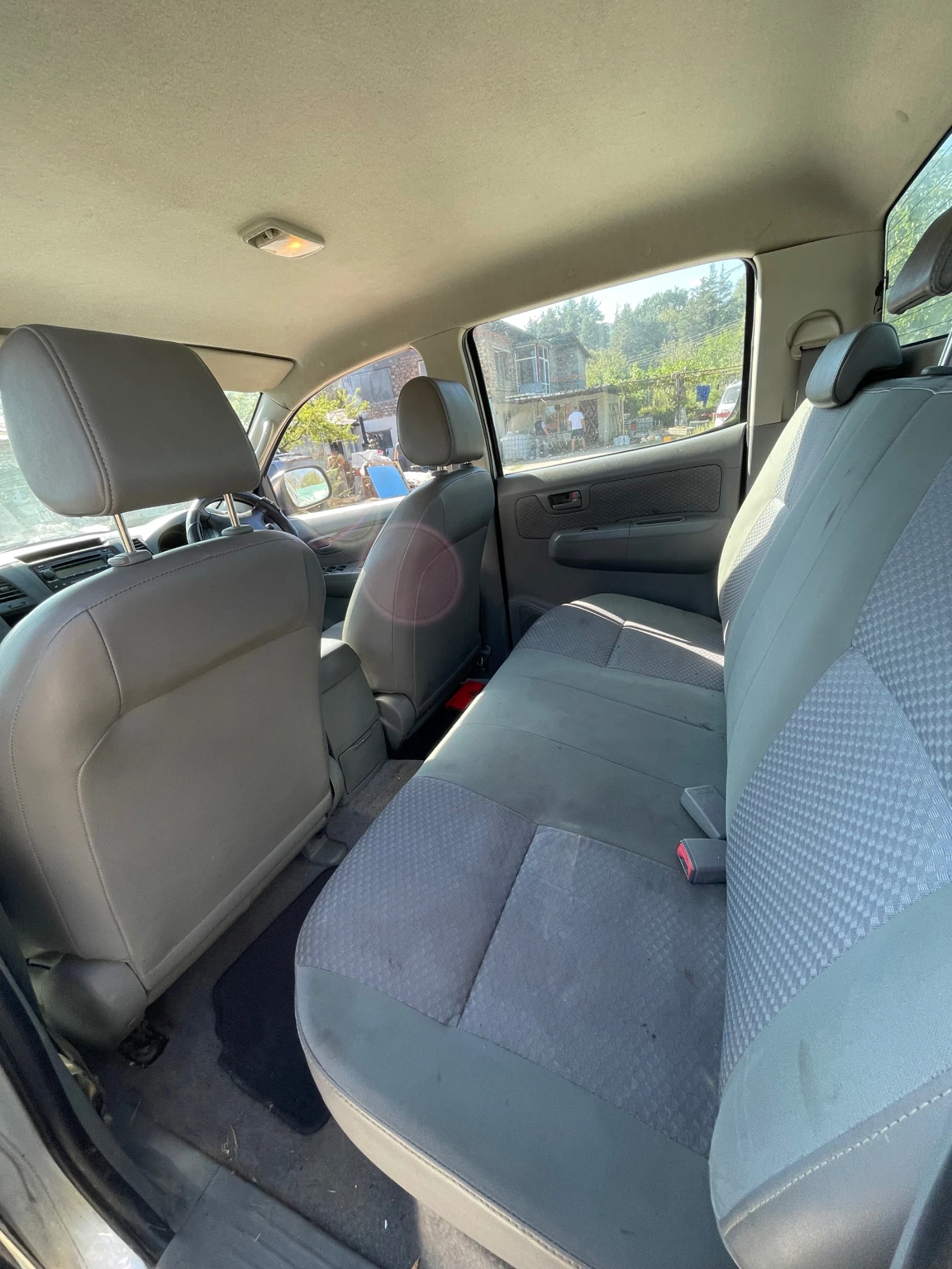 Toyota Hilux, снимка 7 - Автомобили и джипове - 55298493