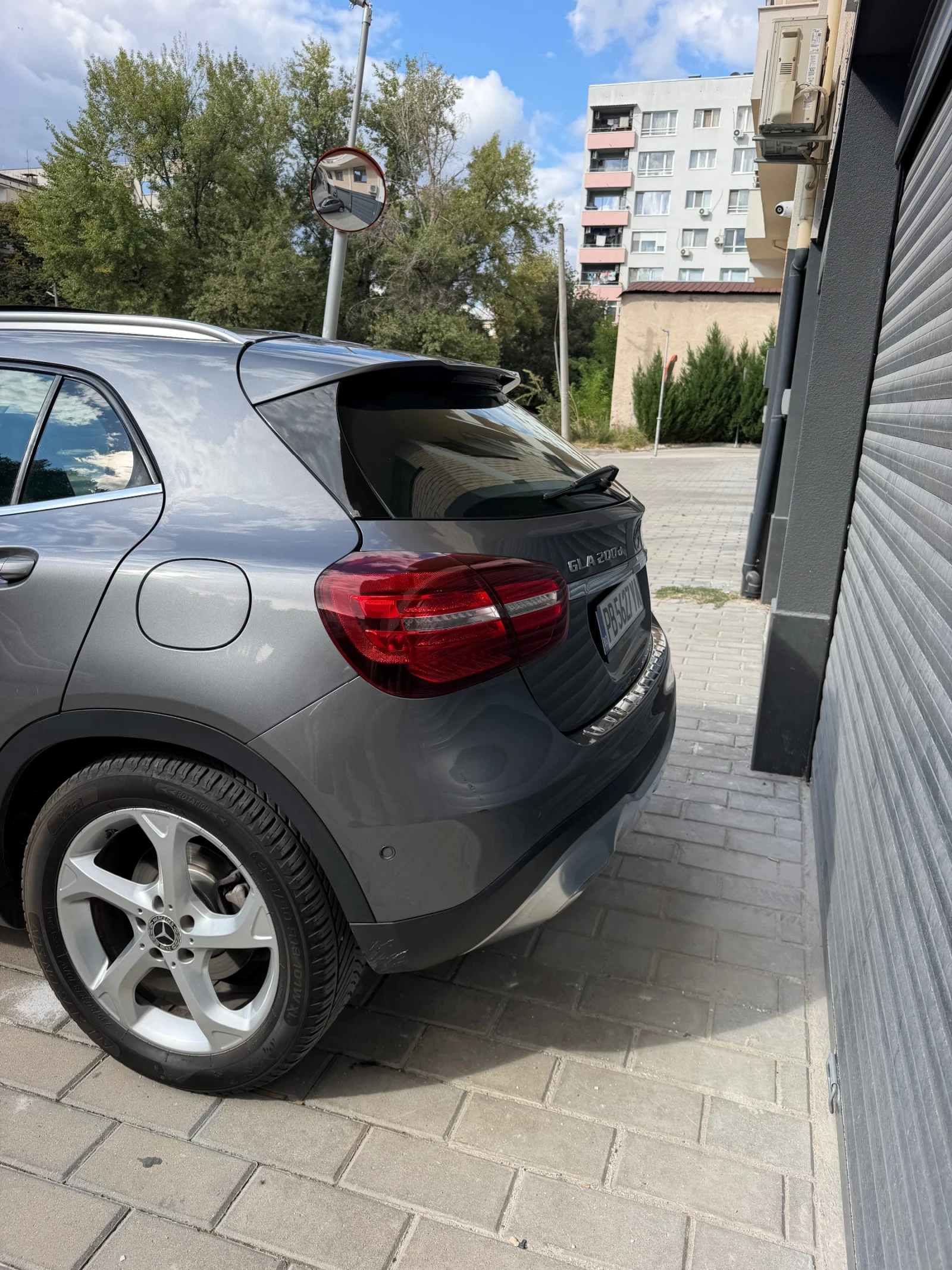 Mercedes-Benz GLA 200 CDi, снимка 3 - Автомобили и джипове - 56247088