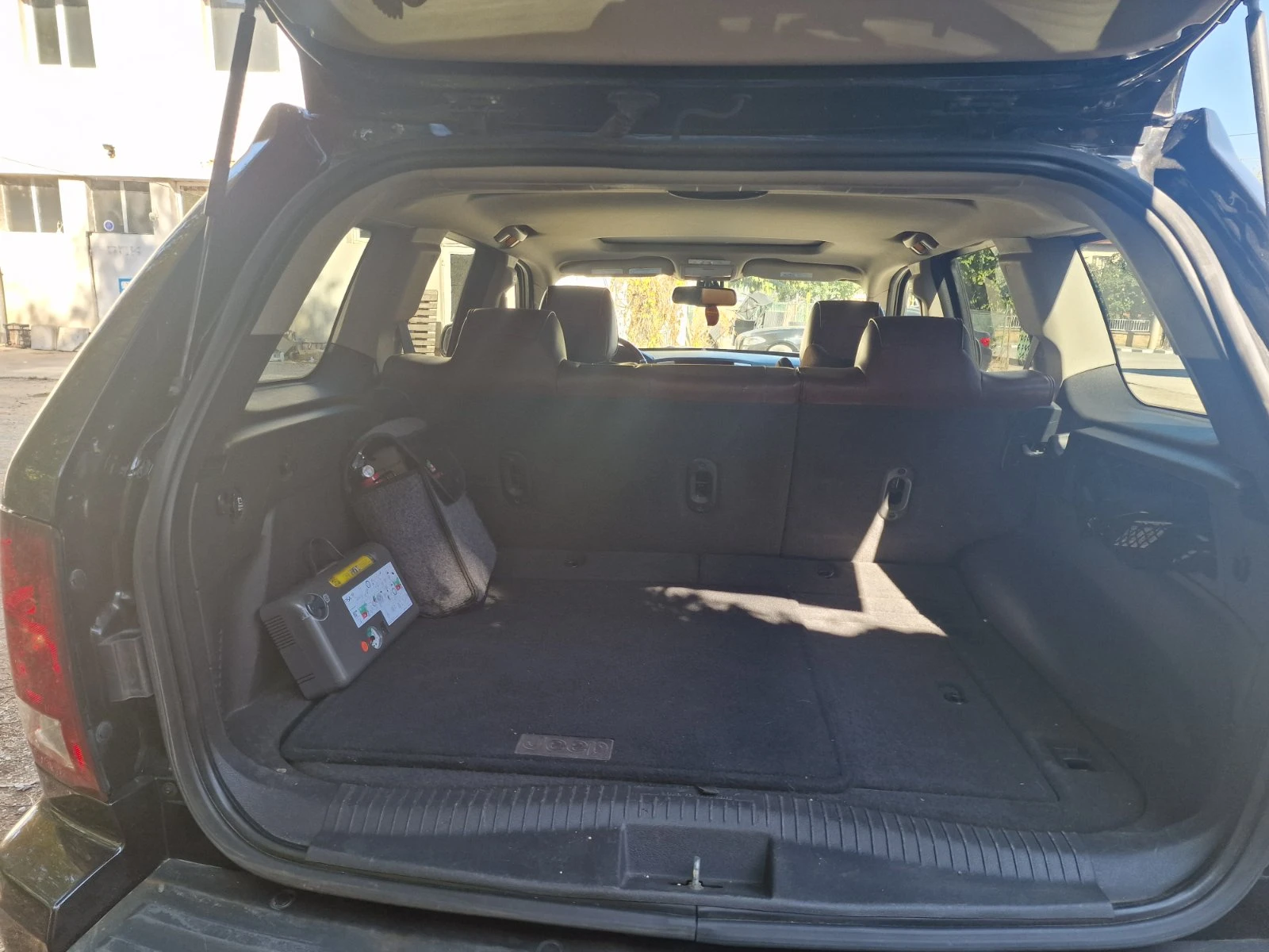 Jeep Grand cherokee, снимка 9 - Автомобили и джипове - 56374857