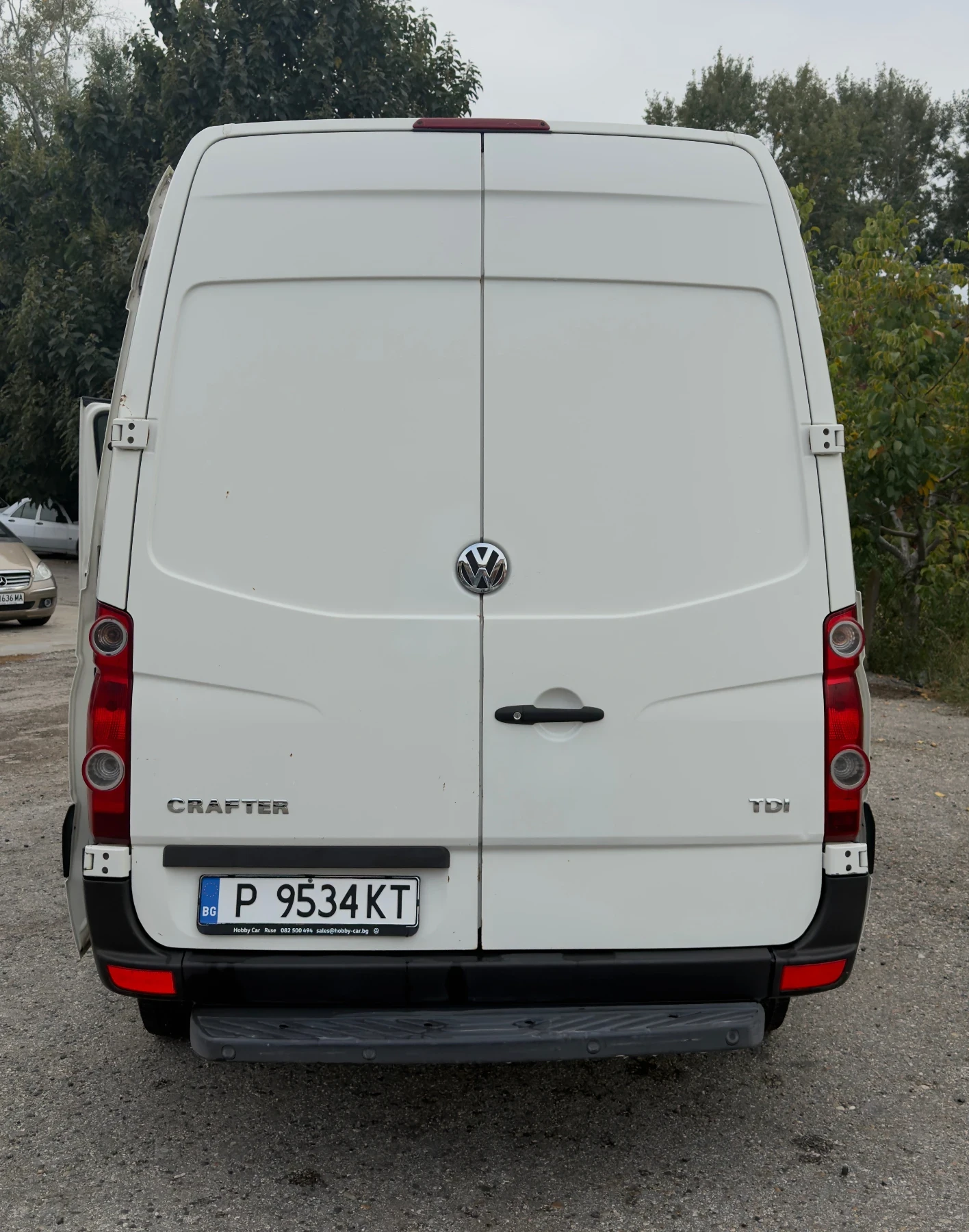 VW Crafter 2.5 TDI, снимка 2 - Бусове и автобуси - 56524392