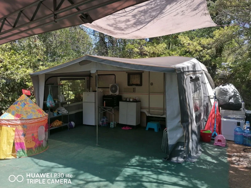 Каравана Dethleffs New Line, снимка 14 - Каравани и кемпери - 52211112