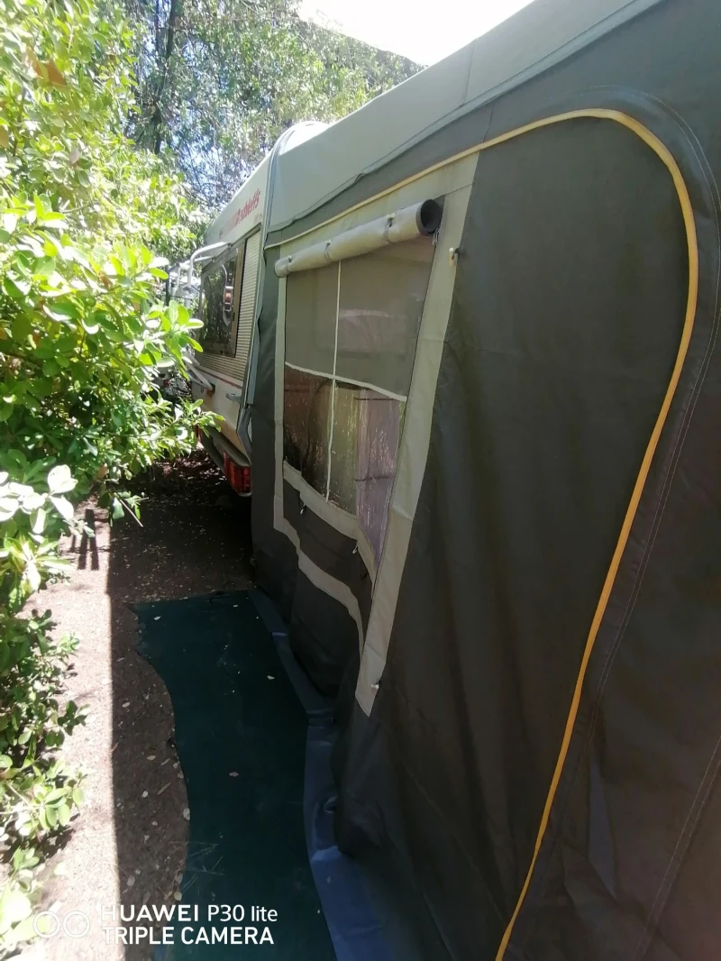 Каравана Dethleffs New Line, снимка 16 - Каравани и кемпери - 52211112