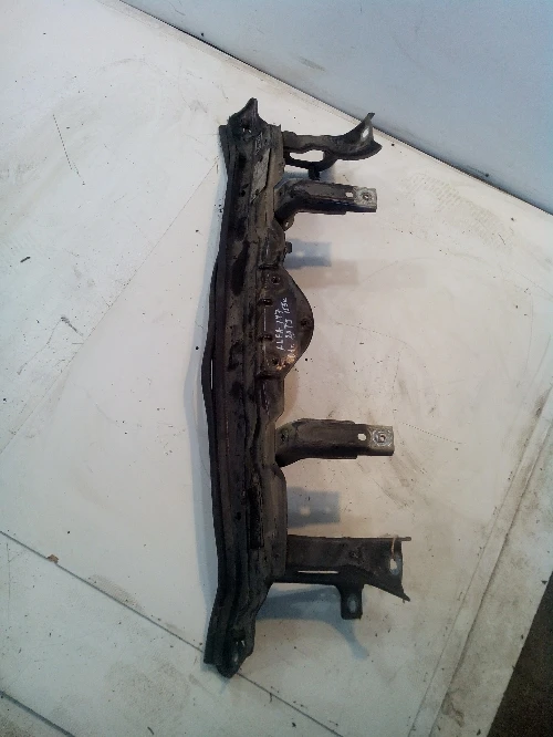 Маска радиатори за Алфа Ромео 147 2.0 TS