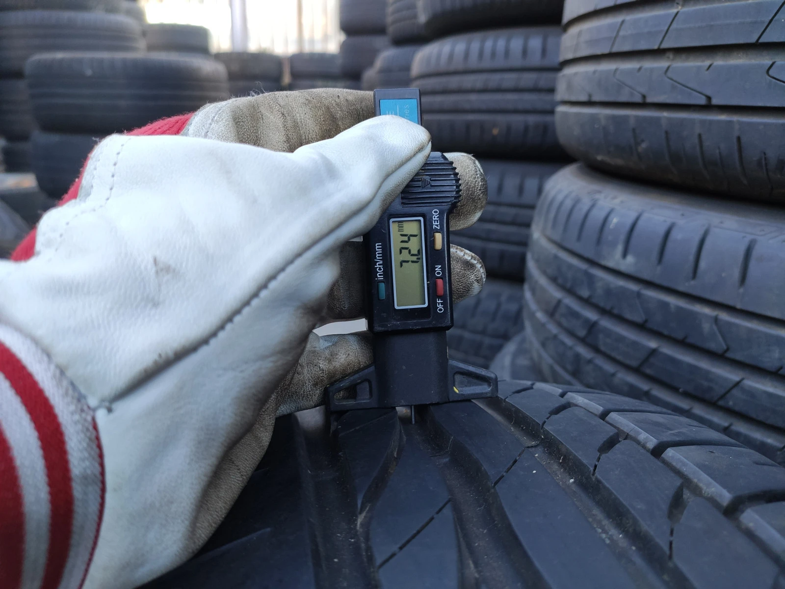  215/55R17 | Mobile.bg   9