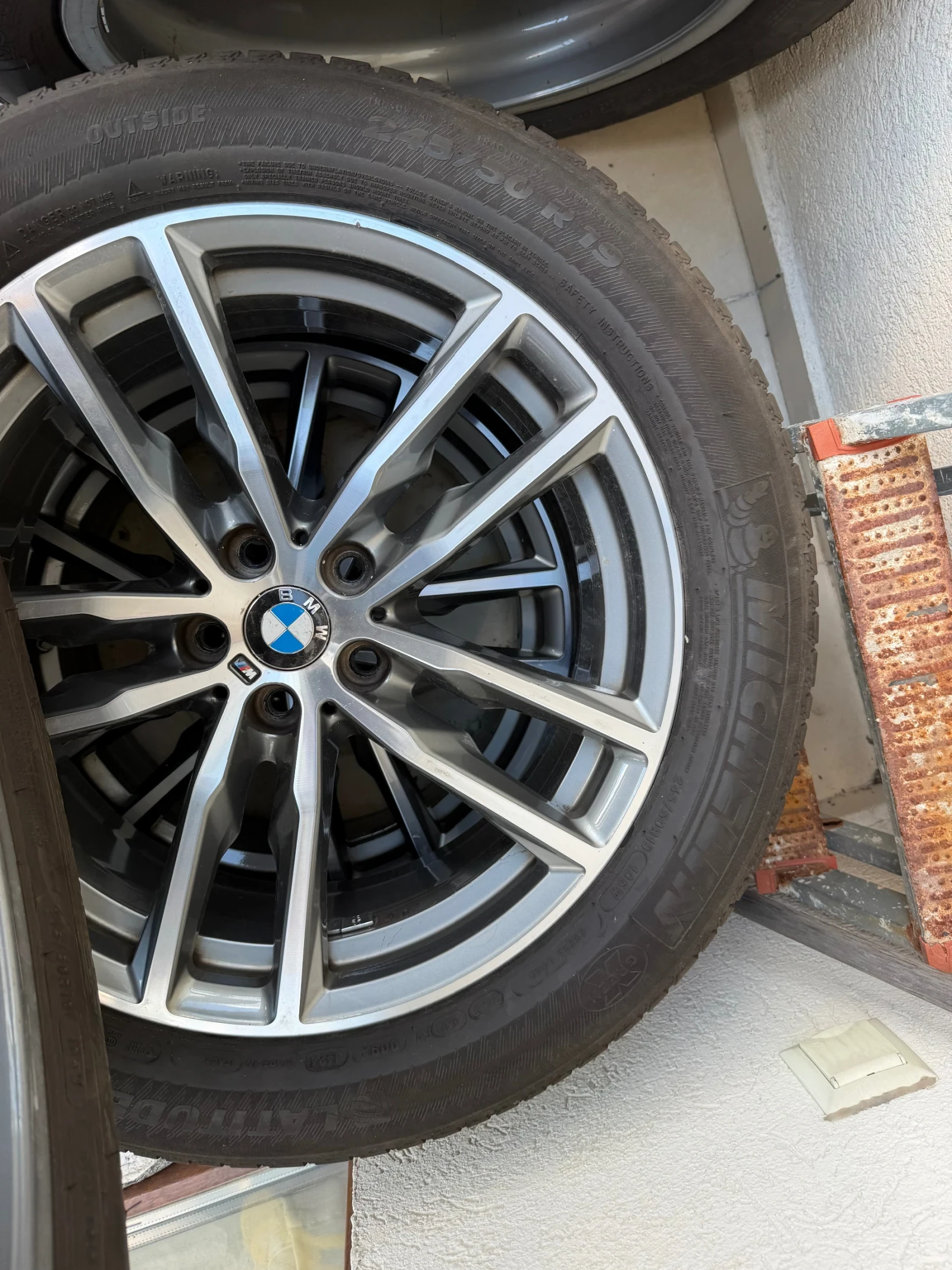 Гуми с джанти Michelin 245/50R19