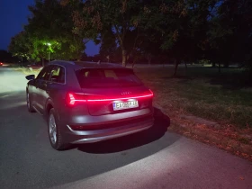 Audi E-Tron 50, снимка 8