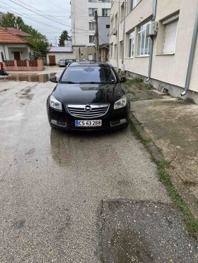 Opel Insignia, снимка 1 - Автомобили и джипове - 45608084