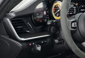 Porsche 911 Turbo S = SportDesign = Гаранция - 445250 лв. / 227652.71 € - 48558519 12