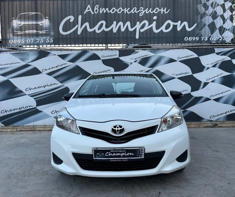 Toyota Yaris 1.3 бензин 4 цилиндъра, снимка 2 - Автомобили и джипове - 45880860