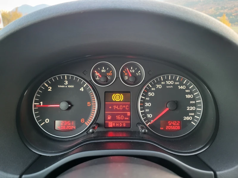 Audi A3 2.0TDi АВТОМАТ, снимка 16 - Автомобили и джипове - 47816857