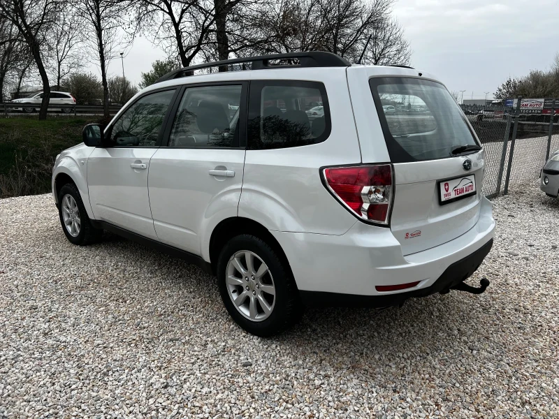 Subaru Forester 2.0I 183000KM SWISS EDITION, снимка 6 - Автомобили и джипове - 49632878