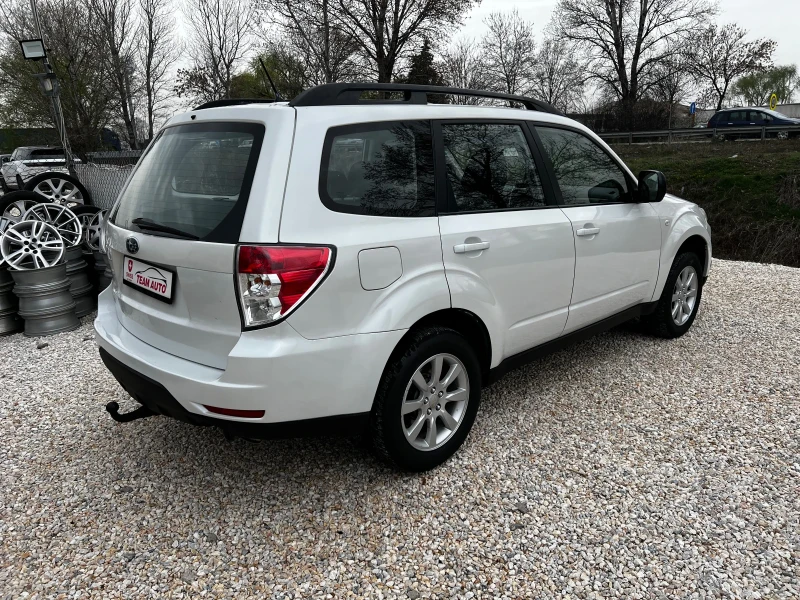 Subaru Forester 2.0I 183000KM SWISS EDITION, снимка 7 - Автомобили и джипове - 49632878
