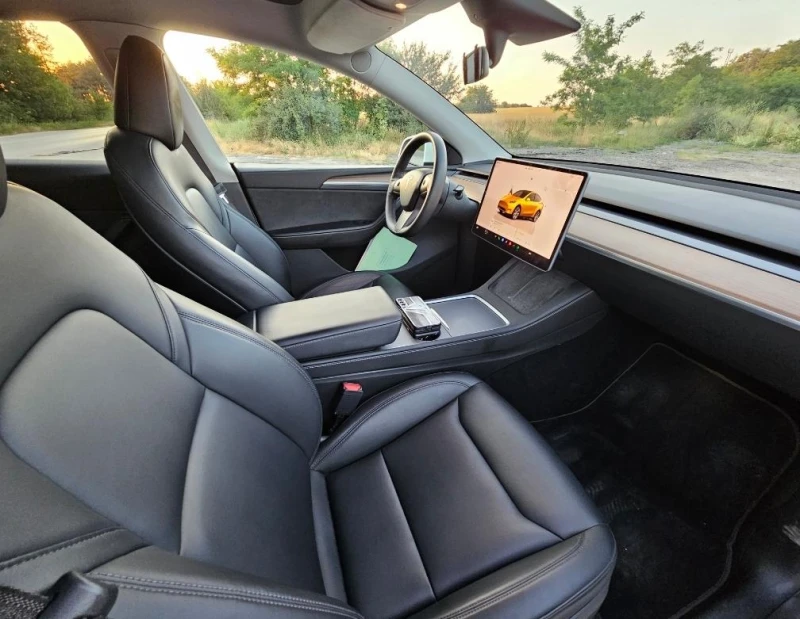 Tesla Model Y Long range 4x4 Warranty, снимка 15 - Автомобили и джипове - 50834773