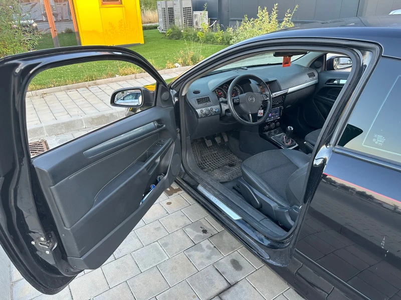 Opel Astra H GTC ГАЗ, снимка 6 - Автомобили и джипове - 51085014