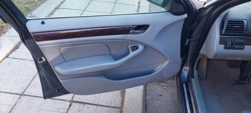 BMW 325 Е 46, снимка 12 - Автомобили и джипове - 52743294