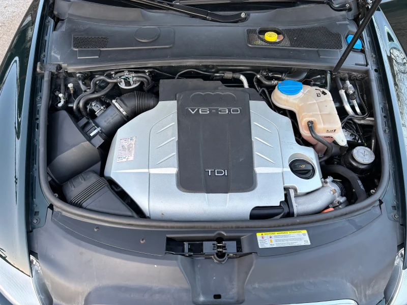 Audi A6 3.0TDI/Quattro/Автомат/Кожа/Подгрев, снимка 13 - Автомобили и джипове - 52792844