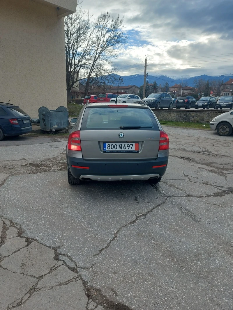 Skoda Octavia 2.0tdi/Scout/4x4, снимка 3 - Автомобили и джипове - 53094128