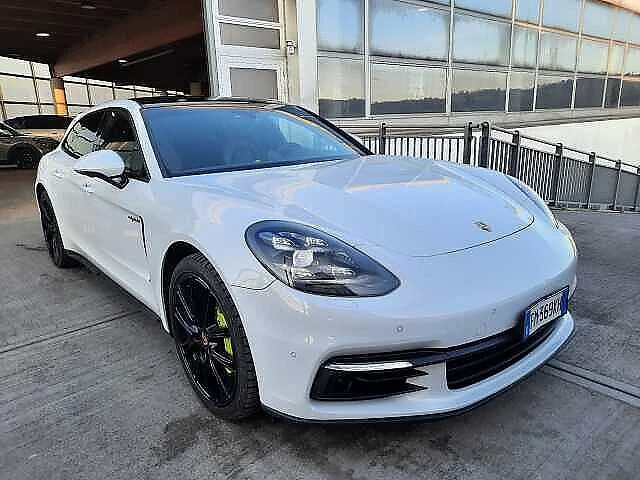 Porsche Panamera SPORT TURISMO/PANO/CAMERA /FULL, снимка 2 - Автомобили и джипове - 49388907