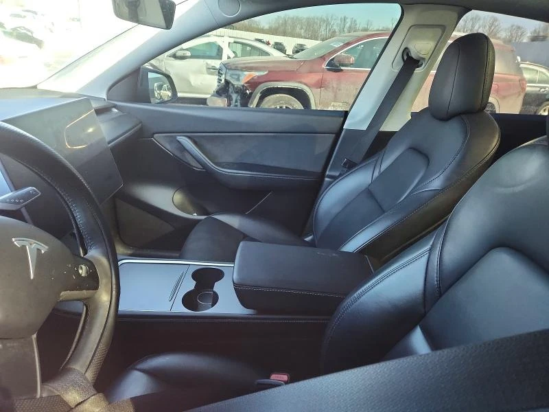 Tesla Model Y, снимка 7 - Автомобили и джипове - 55046123
