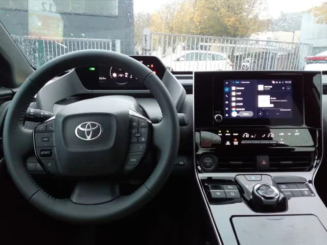 Toyota bZ4X НОВ!/COMFORT/204HP/CAM/H.PUMP/NAVI/CPLAY/FWD/482q, снимка 8 - Автомобили и джипове - 55276258