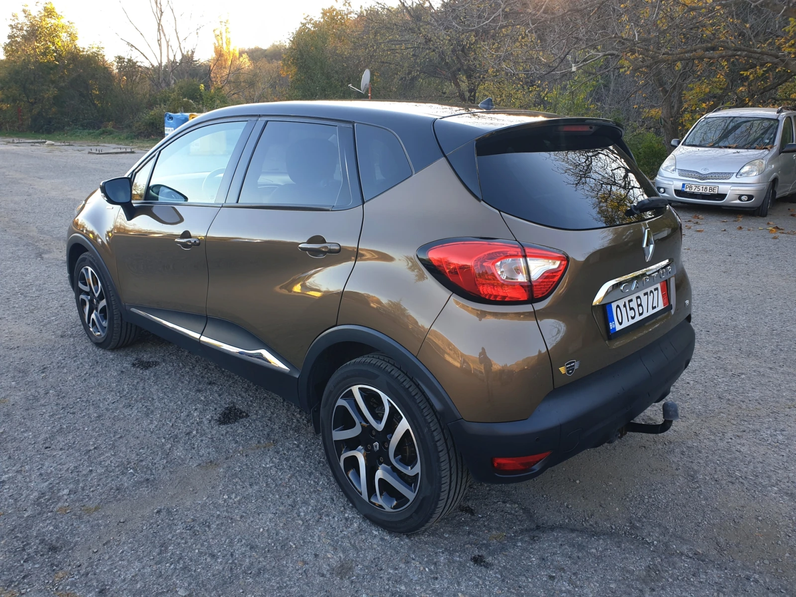 Renault Captur 1.2TCe АВТОМАТ/КОЖА/НАВИ/КАМЕРА EURO 6 - изображение 5